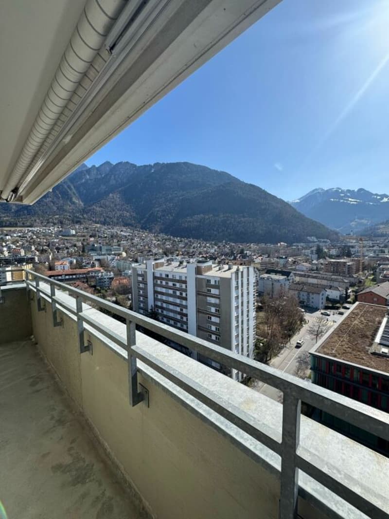 Schöne Wohnung mit herrlicher Aussicht zu den Bergen (10)