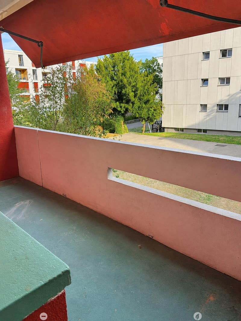 Helle 3.5-Zimmer-Wohnung mit Balkon in Biel – sofort verfügbar! (7)