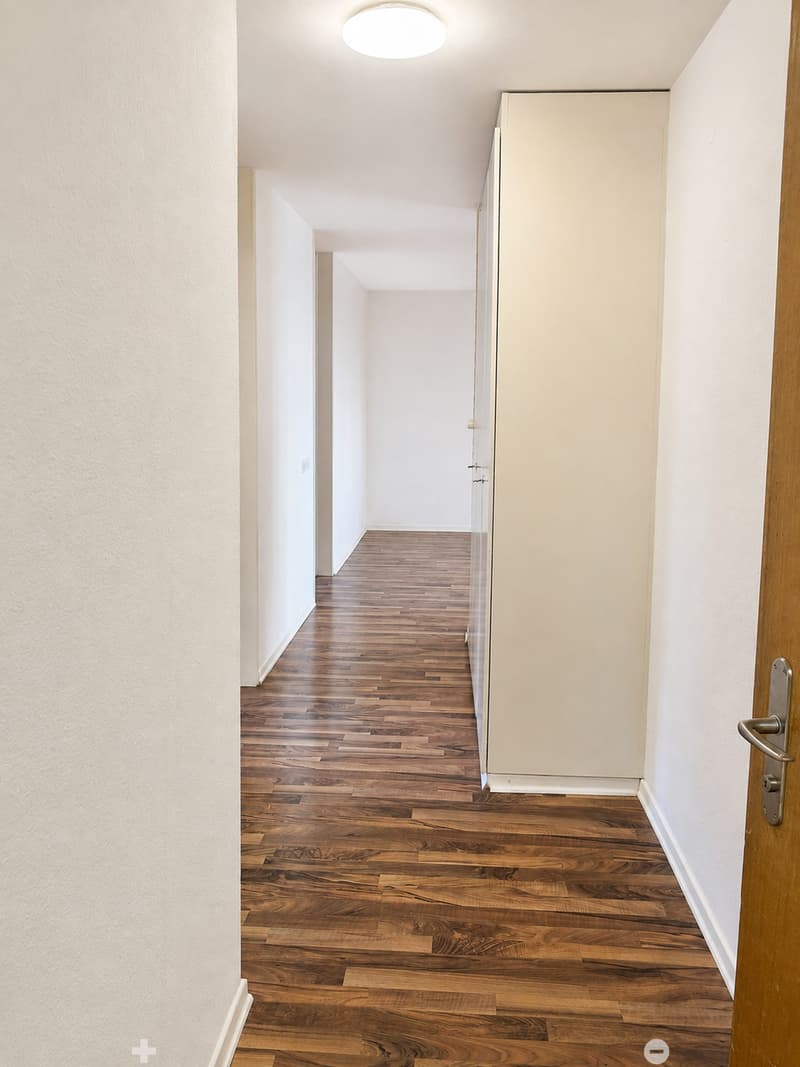 Helle 3.5-Zimmer-Wohnung mit Balkon in Biel – sofort verfügbar! (5)