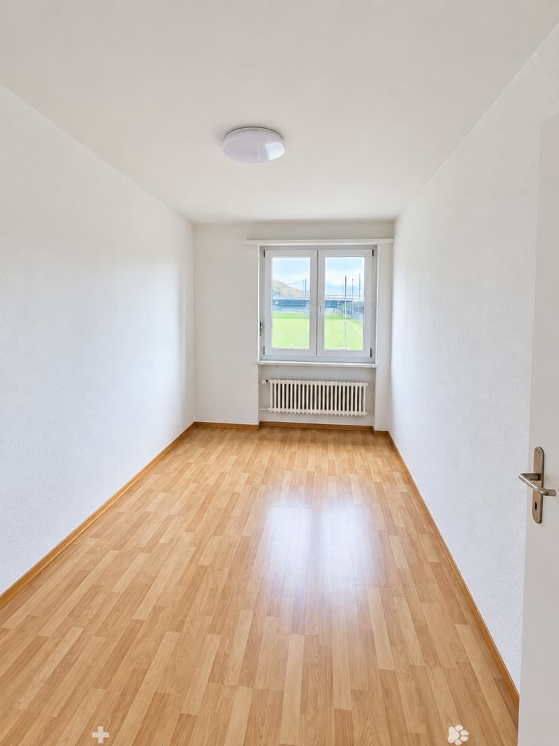 Helle 4.5-Zimmer-Wohnung mit Balkon in Biel – ab sofort verfügbar! (5)