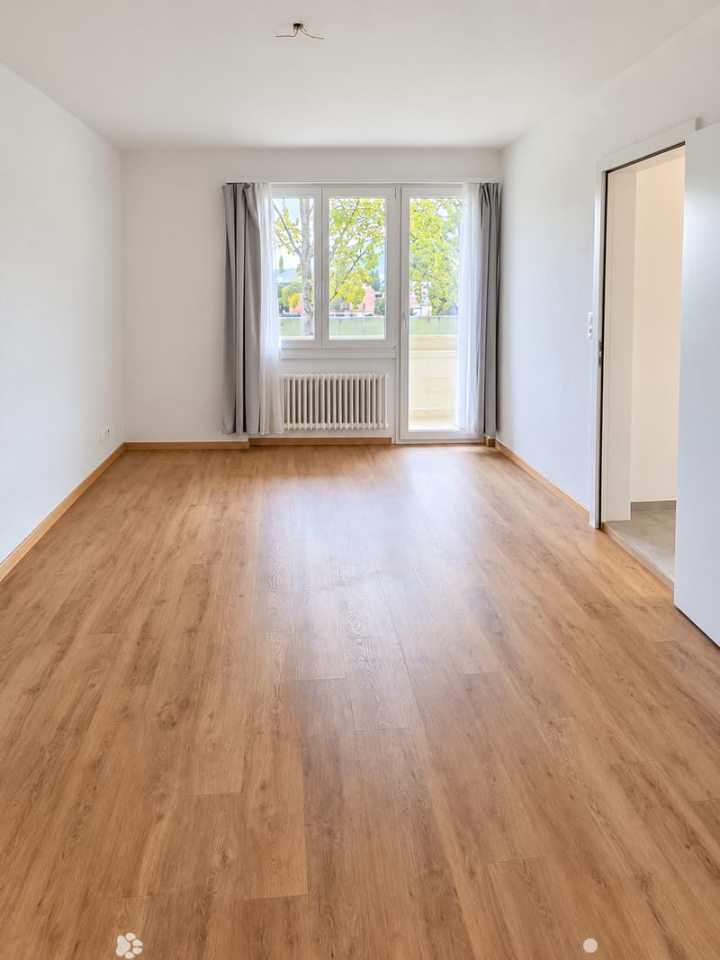 Helle 2.5-Zimmer-Wohnung mit Balkon in Biel – sofort verfügbar! (4)