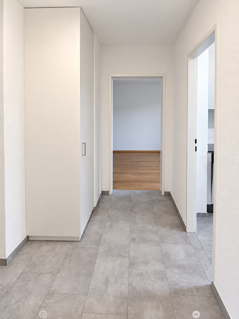 Helle 2.5-Zimmer-Wohnung mit Balkon in Biel – sofort verfügbar! (6)