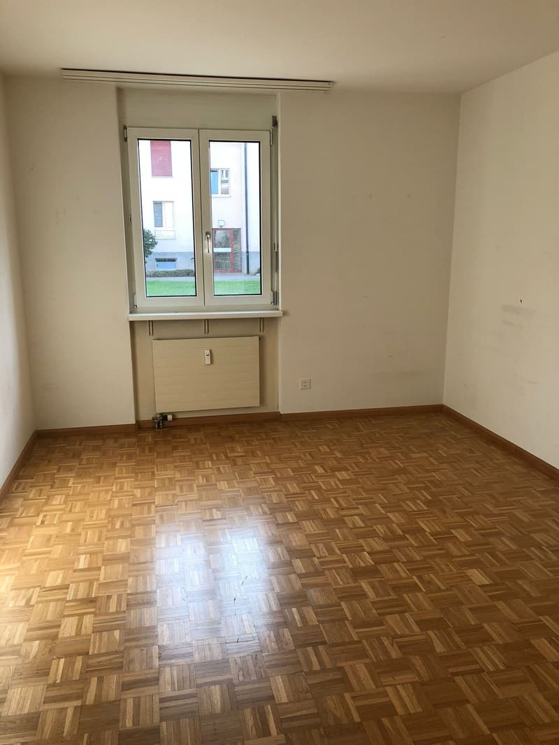 Schöne 4.5 ZWHG Gartenwohnung in Familienfreundlicher Überbauung (6)