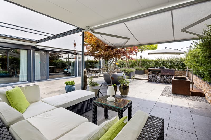 Weitläufige Maisonette mit zwei Terrassen und traumhafter Alpensicht (4)