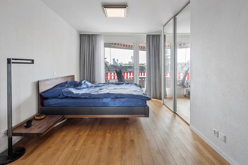 Zentrale Lage mit Weitsicht und hochwertiger Ausstattung (7)