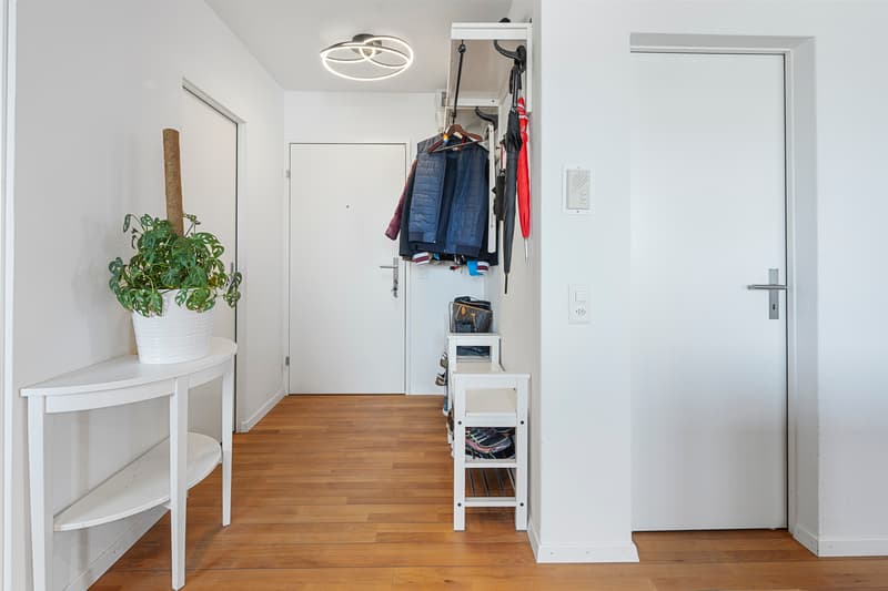 Zentrale Lage mit Weitsicht und hochwertiger Ausstattung (6)