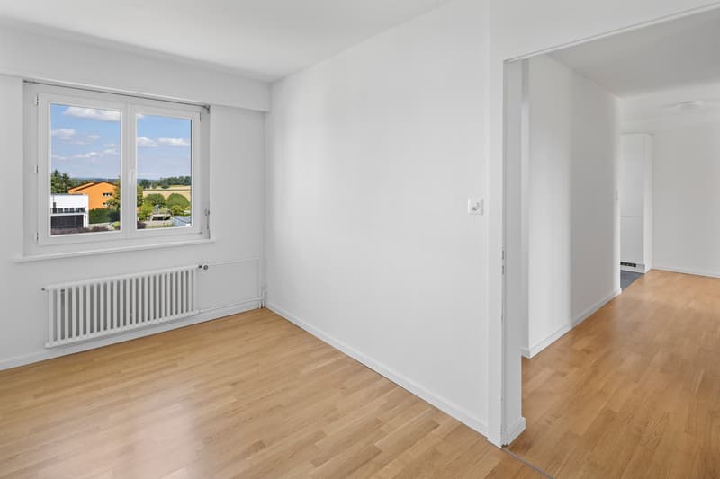 Wohnoase mit Südbalkon und Sicht ins Grün und Weitblick (7)