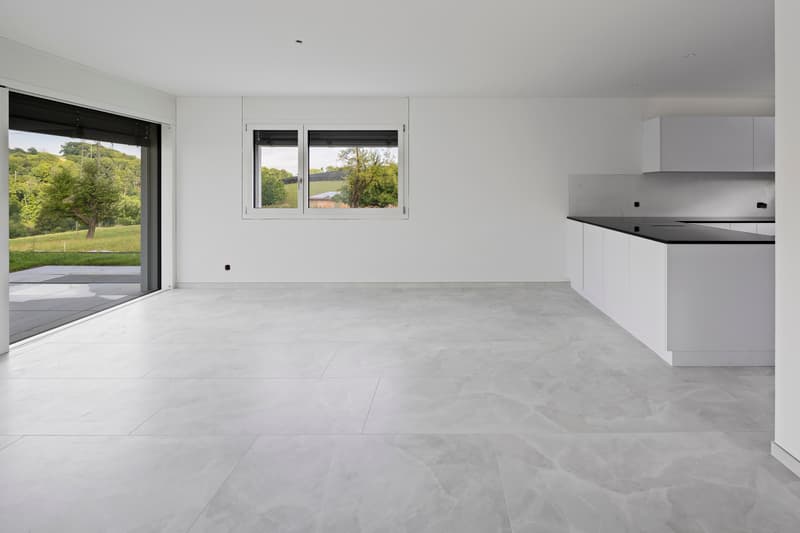 NEUBAU: Wohnen an sonnig-idyllischer Lage (5)