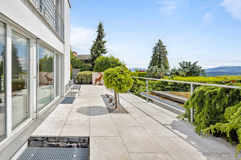 Wohntraum mit unverbaubarer Weitsicht und grosser Terrasse (10)