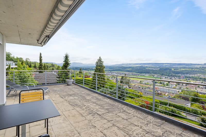 Wohntraum mit unverbaubarer Weitsicht und grosser Terrasse (12)