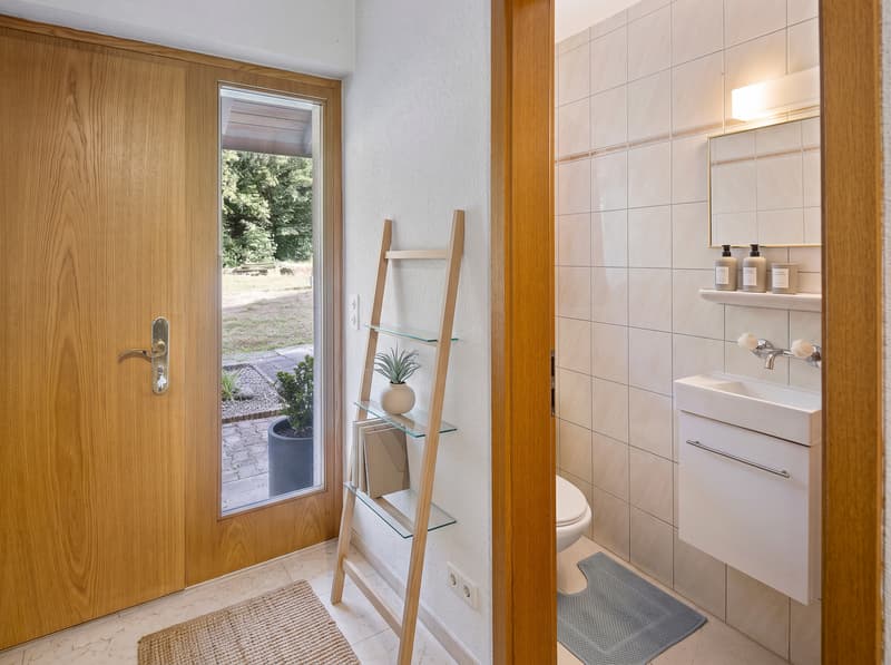 Familienoase in attraktivem Wohnquartier mit zwei Extra-Räumen (10)
