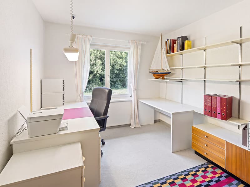 Familienoase in attraktivem Wohnquartier mit zwei Extra-Räumen (7)