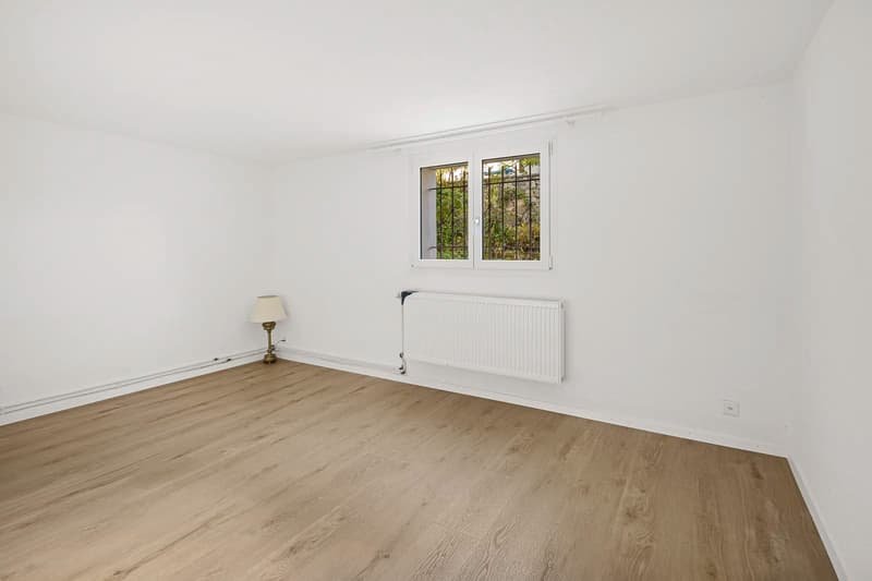 Ruhige, begehrte Familienoase mit Garten, Pergola und Aussencheminée (9)