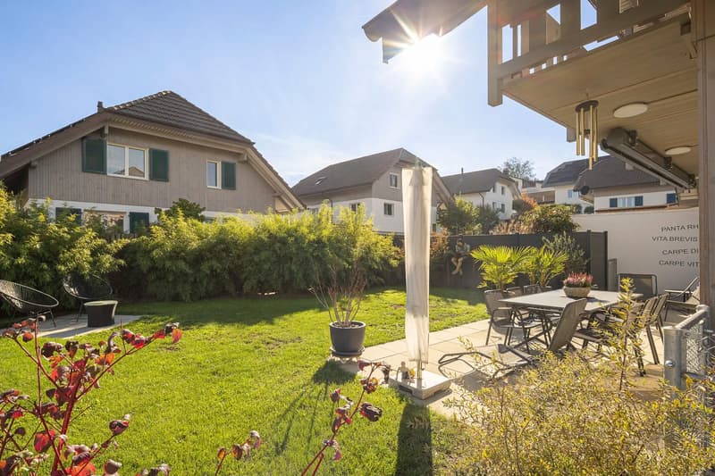 Gepflegtes Schmuckstück mit viel Platz, Möglichkeiten und Traumgarten (2)
