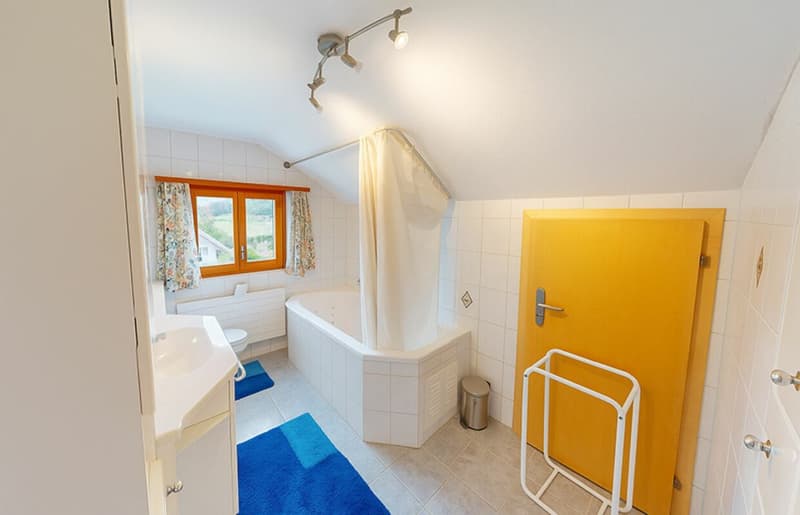 7.5 Zimmer-Einfamilienhaus (8)