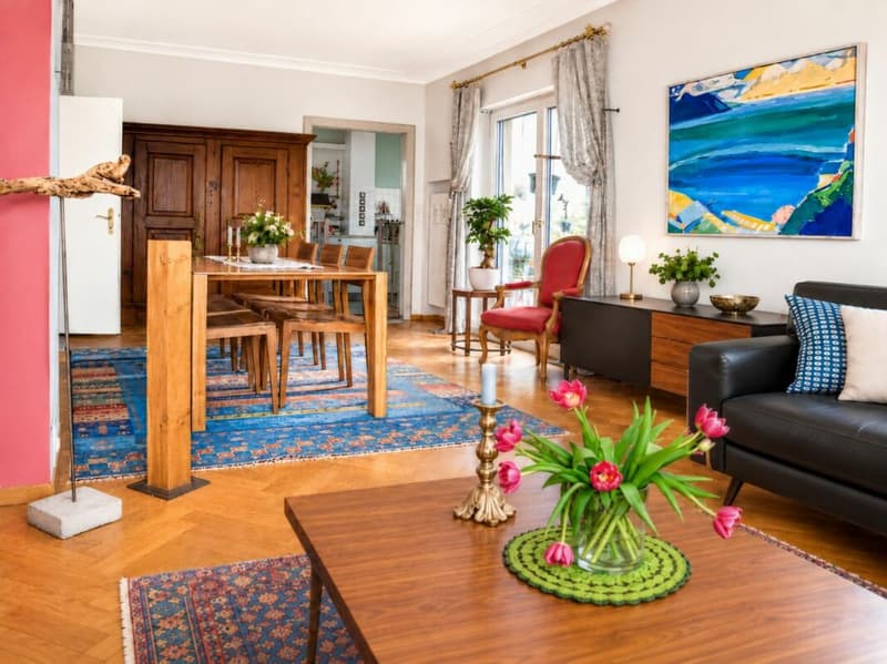 Stilvolle 7.5 Zimmer-Villa mit parkähnlicher Gartenanlage (11)