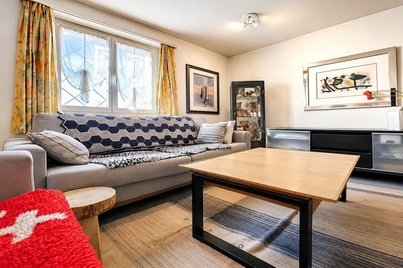 Stilvolle 7.5 Zimmer-Villa mit parkähnlicher Gartenanlage (19)