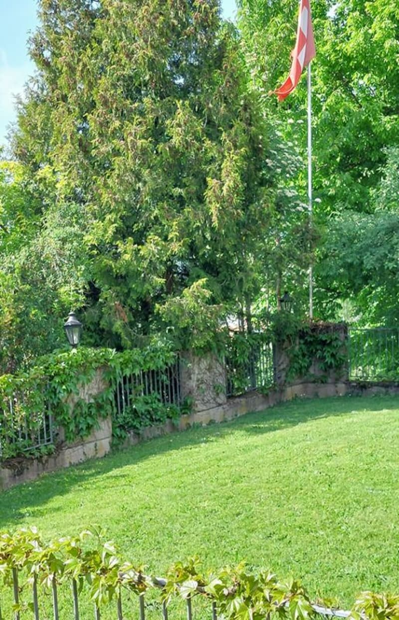 Stilvolle 7.5 Zimmer-Villa mit parkähnlicher Gartenanlage (24)
