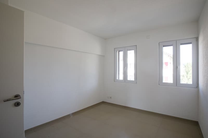 Moderne, helle 4.5-Zimmer-Wohnung (5)