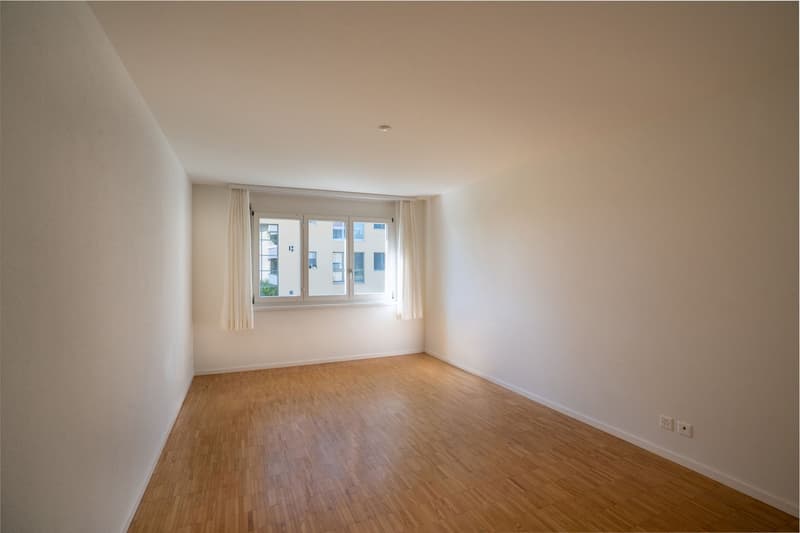 Helle 4.5-Zimmer-Wohnung mit Südbalkon an beliebter Wohnlage (7)