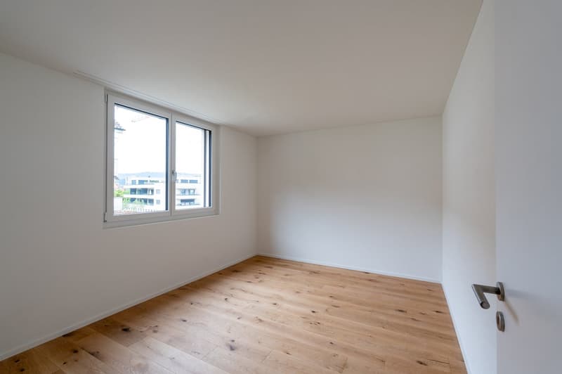 Moderne und helle 4.5-Zimmer-Wohnung (7)