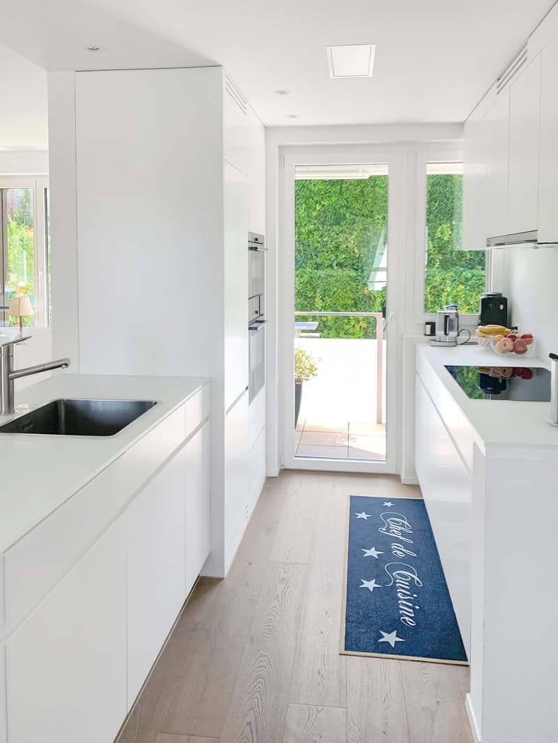 Moderne Wohnung an zentraler Lage - nur wenige Schritte vom See entfernt (3)