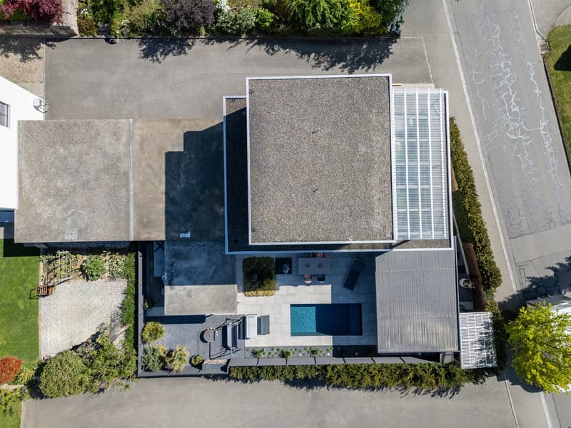 Luxuriöses Einfamilienhaus mit privater Garten-Oase (22)