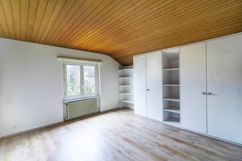 Charmantes 4.5-Zimmer-Einfamilienhaus an ruhiger Lage (6)