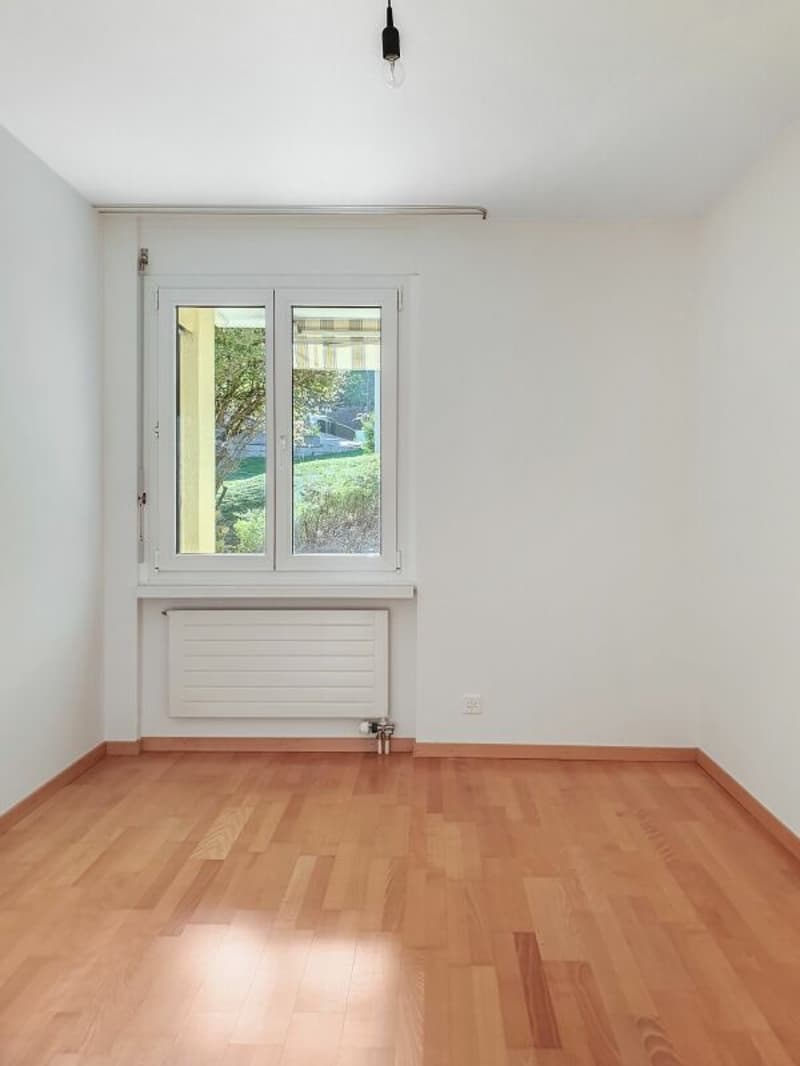 3.5 Zimmer Gartenwohnung (8)
