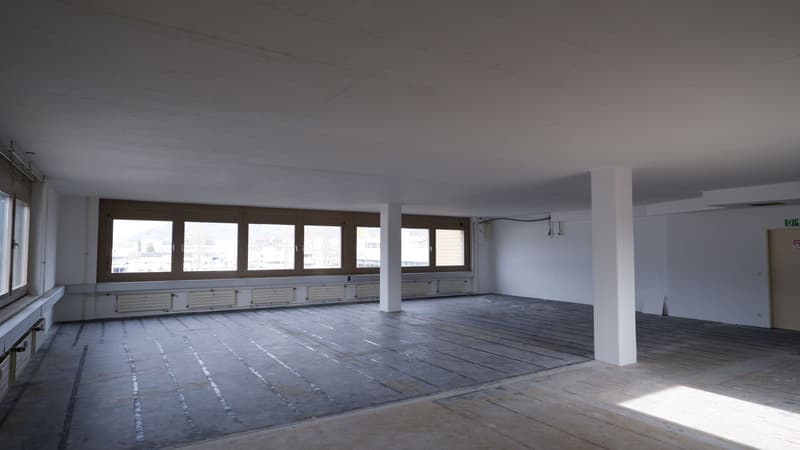 240 m2 Bürofläche im Industriequartier Silbern (2)