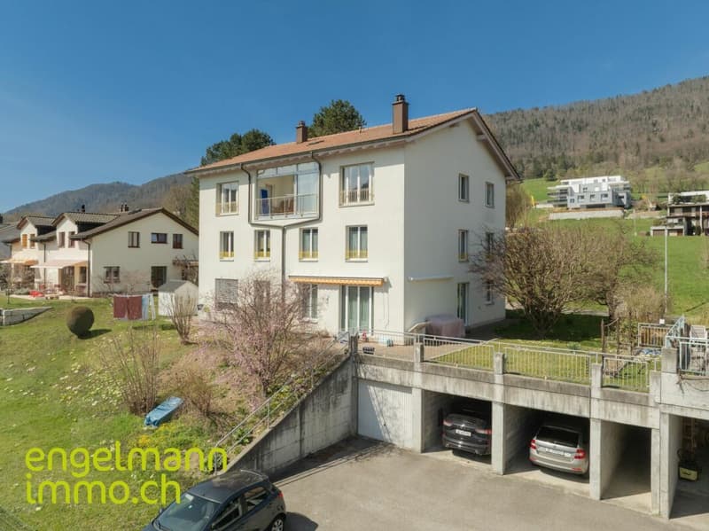 Appartement de 5.5 pièces avec magnifique vue dégagée / 5.5-Zimmer Wohnung mit Weitsicht (2)