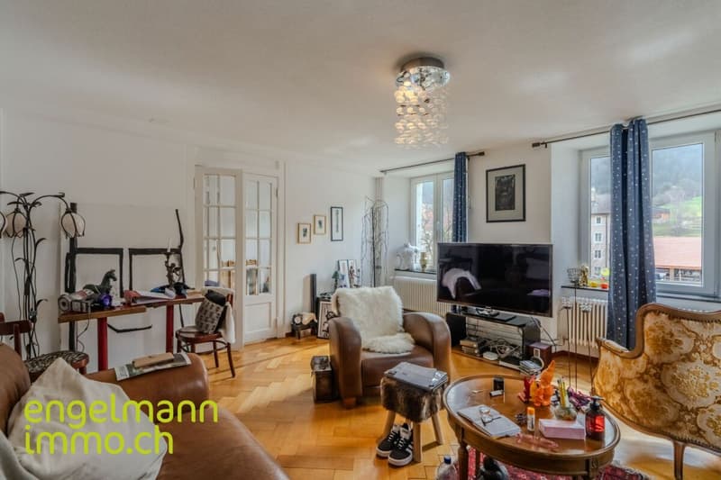 Ancienne ferme de 2 appartements et nombreux espaces annexes / Ehemaliges Bauernhaus mit 2 Wohnungen und diverse Nebenräume (8)