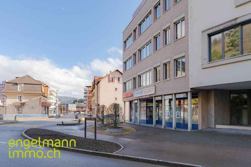 Local commercial (11)