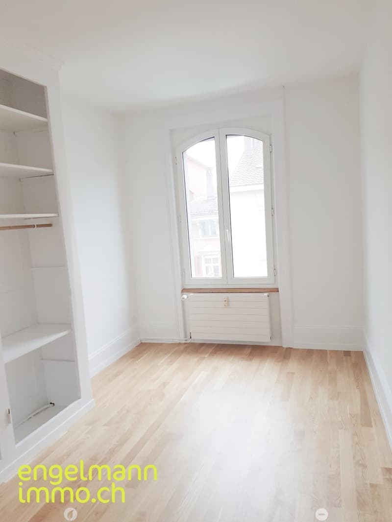 RESERVIERT 4.5-Zimmer-Wohnung / Appartement de 4.5 pièces (6)