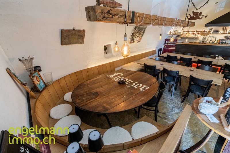 Gewölbekeller-Restaurant / Bar (8)