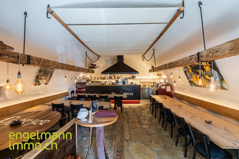 Gewölbekeller-Restaurant / Bar (1)