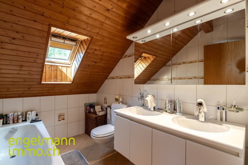 Maison familiale avec studio / Einfamilienhaus mit Studio (11)