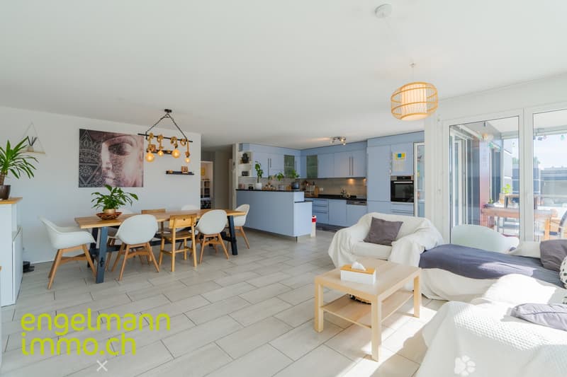 Appartement de 4.5 pièces | 4.5-Zimmerwohnung (2)