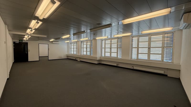 Espaces de bureau spacieux au centre de Brig (1)
