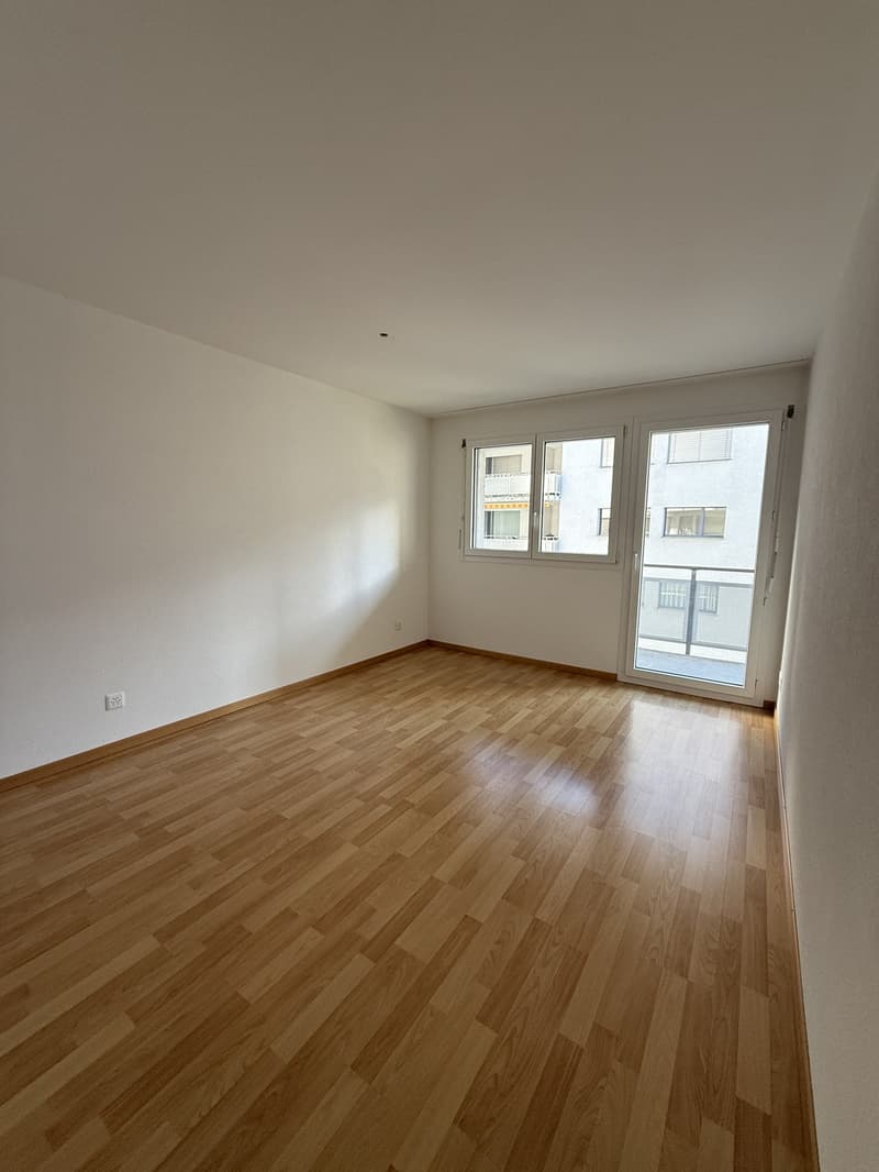 Helle 3.5 Zimmerwohnung in Naters (4)