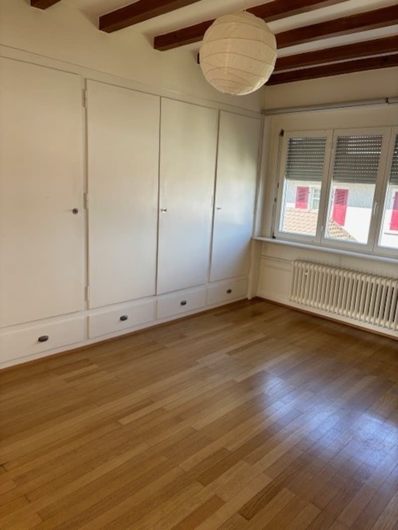 3.5 Zi-Wohnung in ruhiger Gegend in Binningen (5)