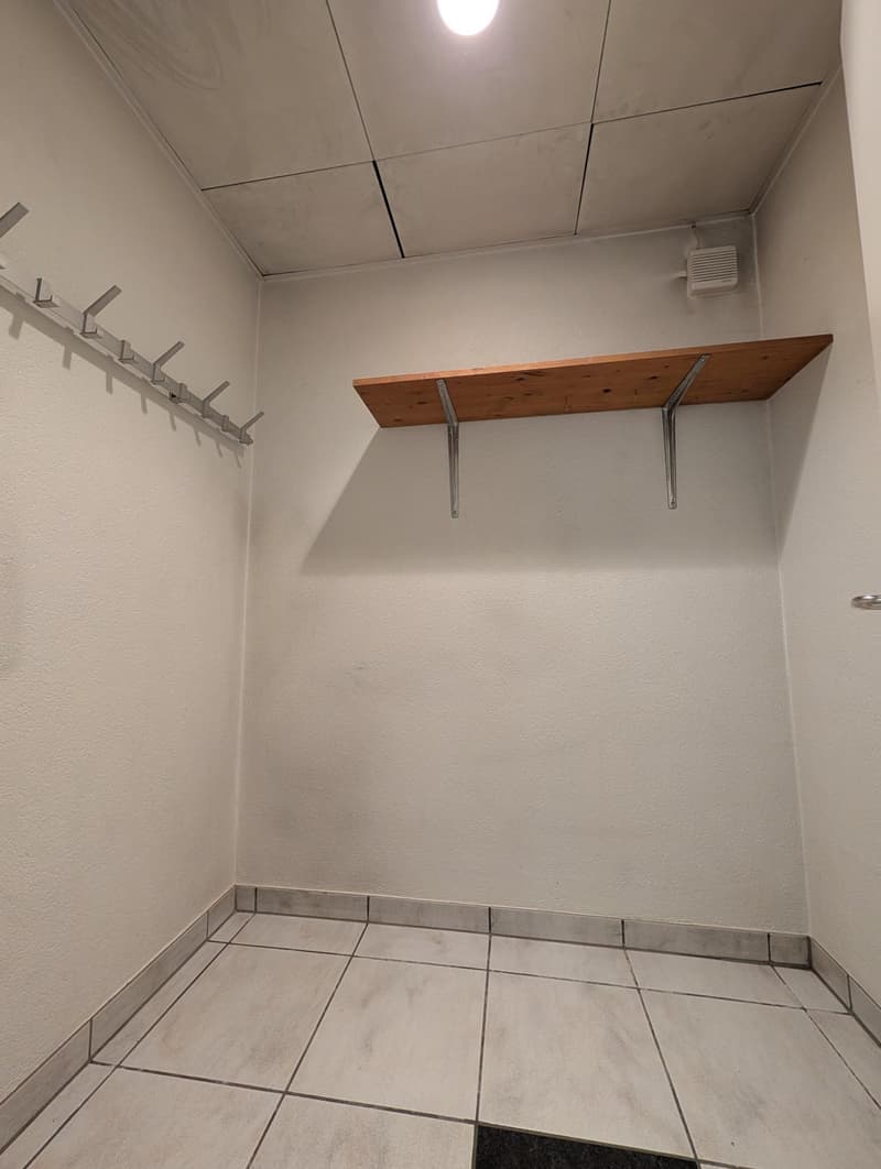 Attraktive Gewerbeimmobilie im Zentrum von Lyss (10)