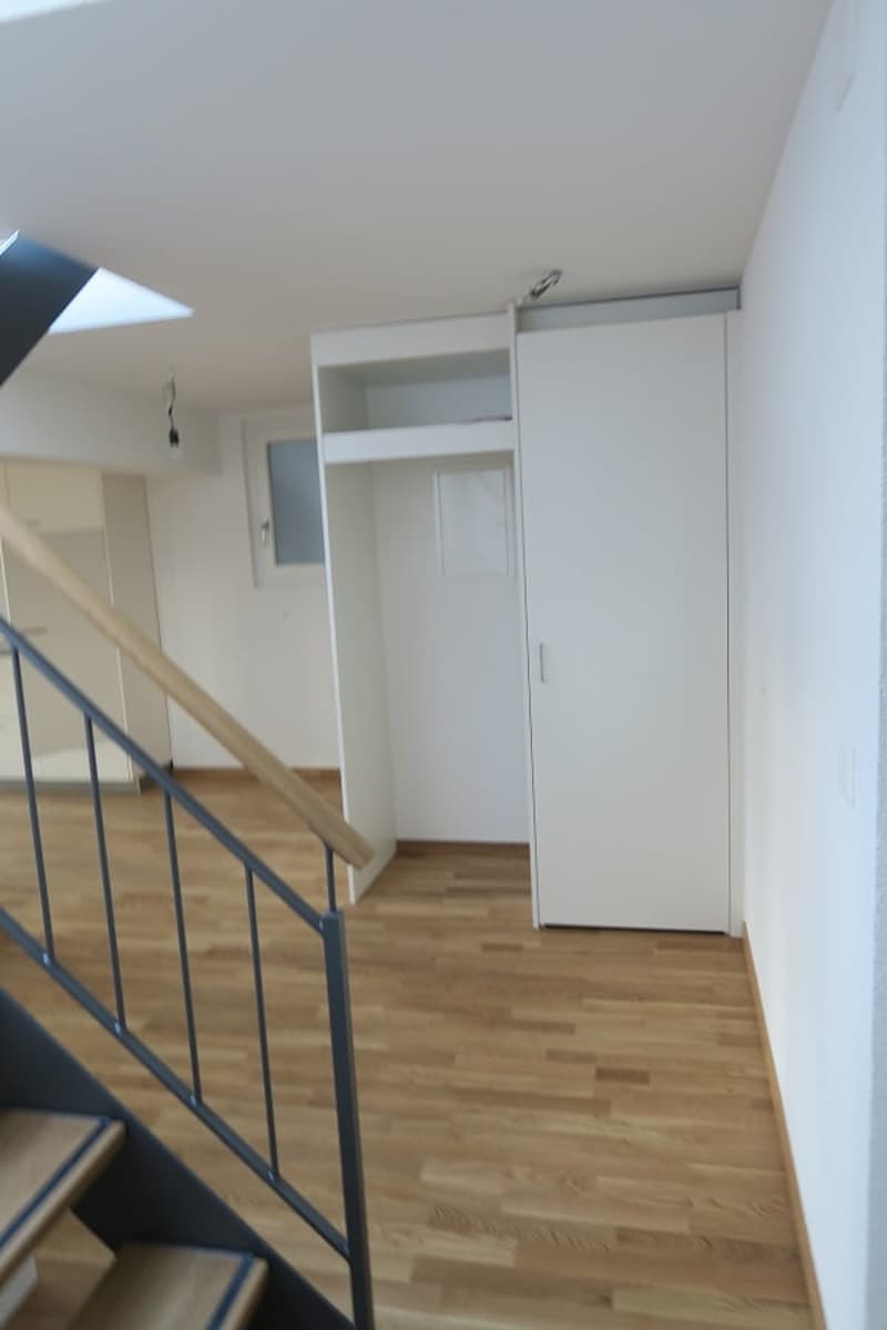 Attraktive 2.5-Zimmer-Dachwohnung mit eigener Dachterrasse (10)