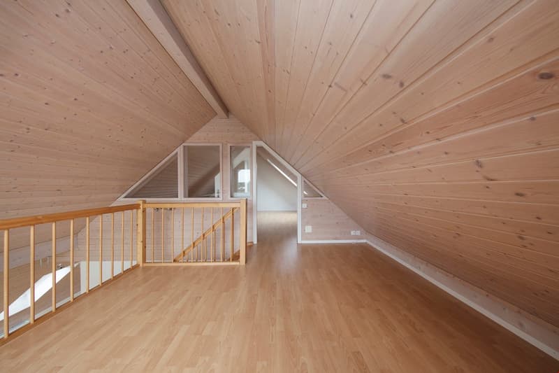 wooden floor, wooden ceiling, wooden railing, windows