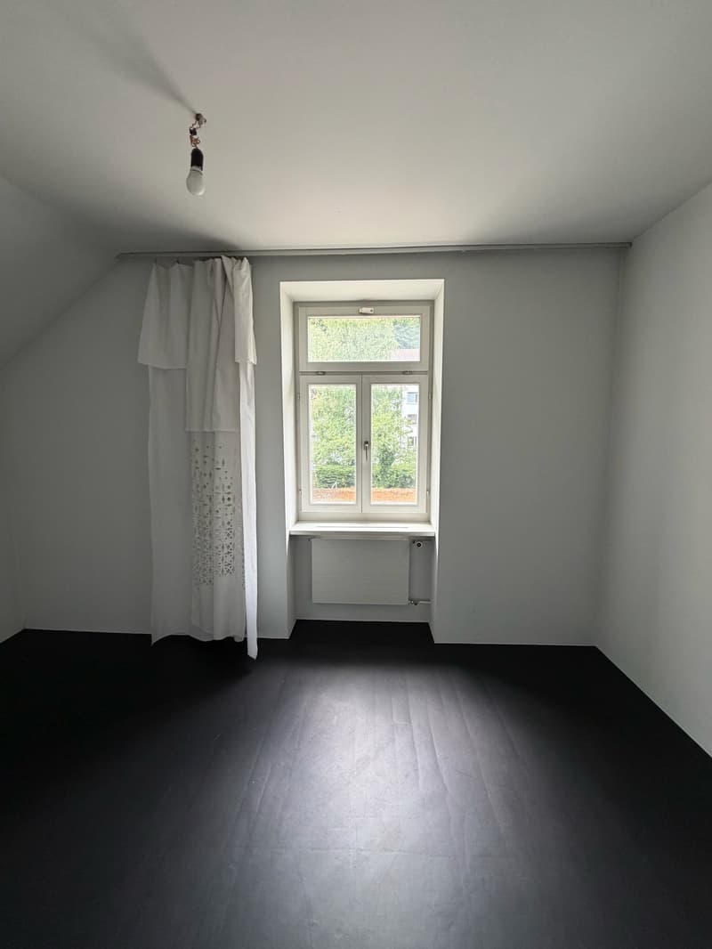 Wohnen im Grünen: Charmantes 5.5-Zimmer-Einfamilienhaus mit Garten (13)