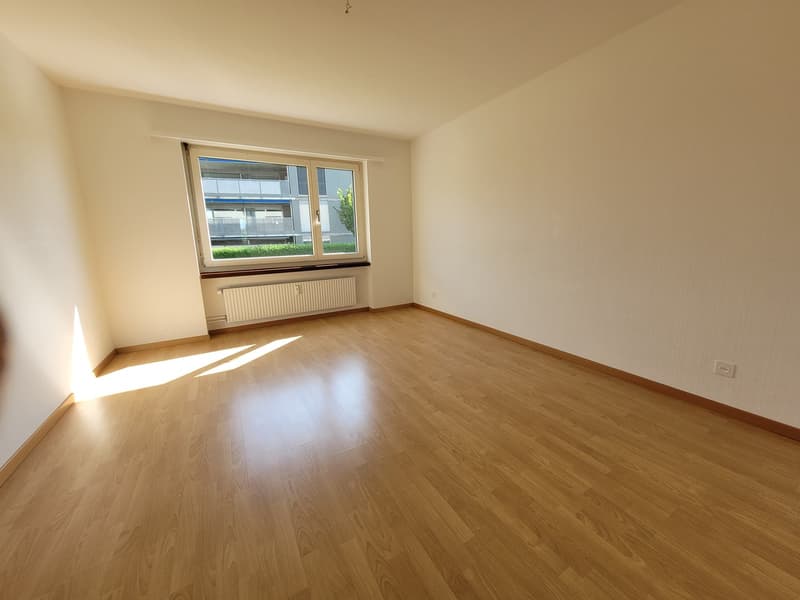 preiswerte 4.5-Zimmer-Wohnung mit Balkon in Gunzgen (5)