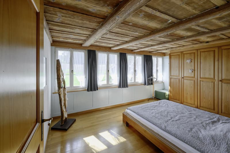 Bauernhaus am Waldrand mit Schwimmteich und eigener Quelle (5)