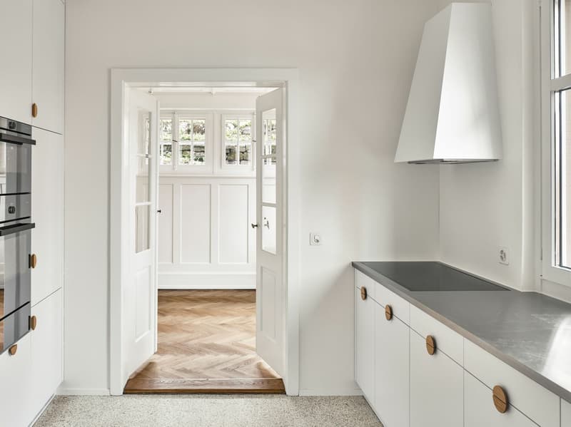 Einfamilienhaus mit Umschwung und Sicht auf die Stadt Baden (5)
