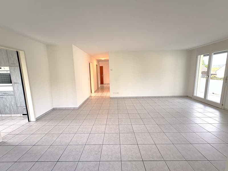 Helle 4.5-Zimmerwohnung mit großem Balkon in Niederbipp (4)