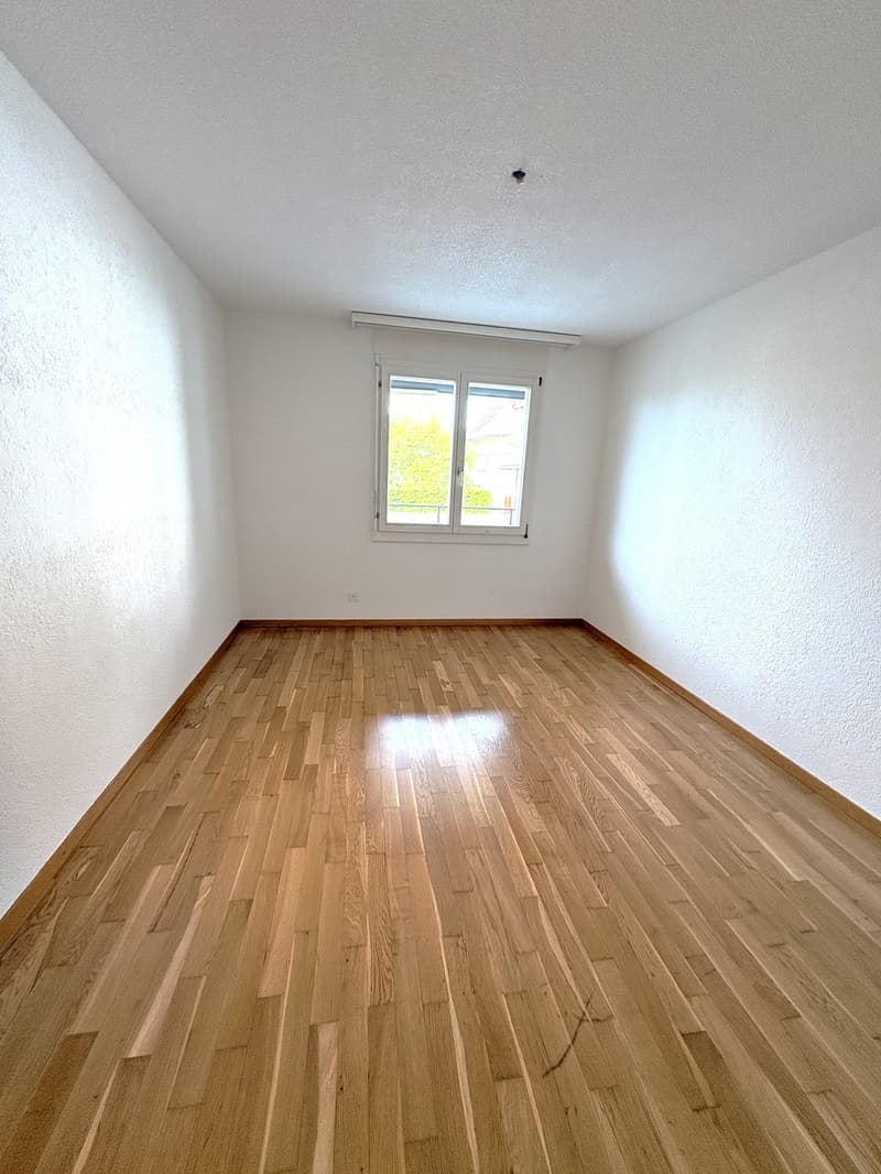 Helle 4.5-Zimmerwohnung mit großem Balkon in Niederbipp (10)